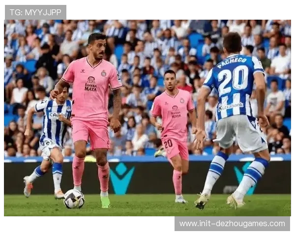 曼城主场对阵加拉塔萨雷，瓜迪奥拉赛前强调防守稳定性决定晋级命运